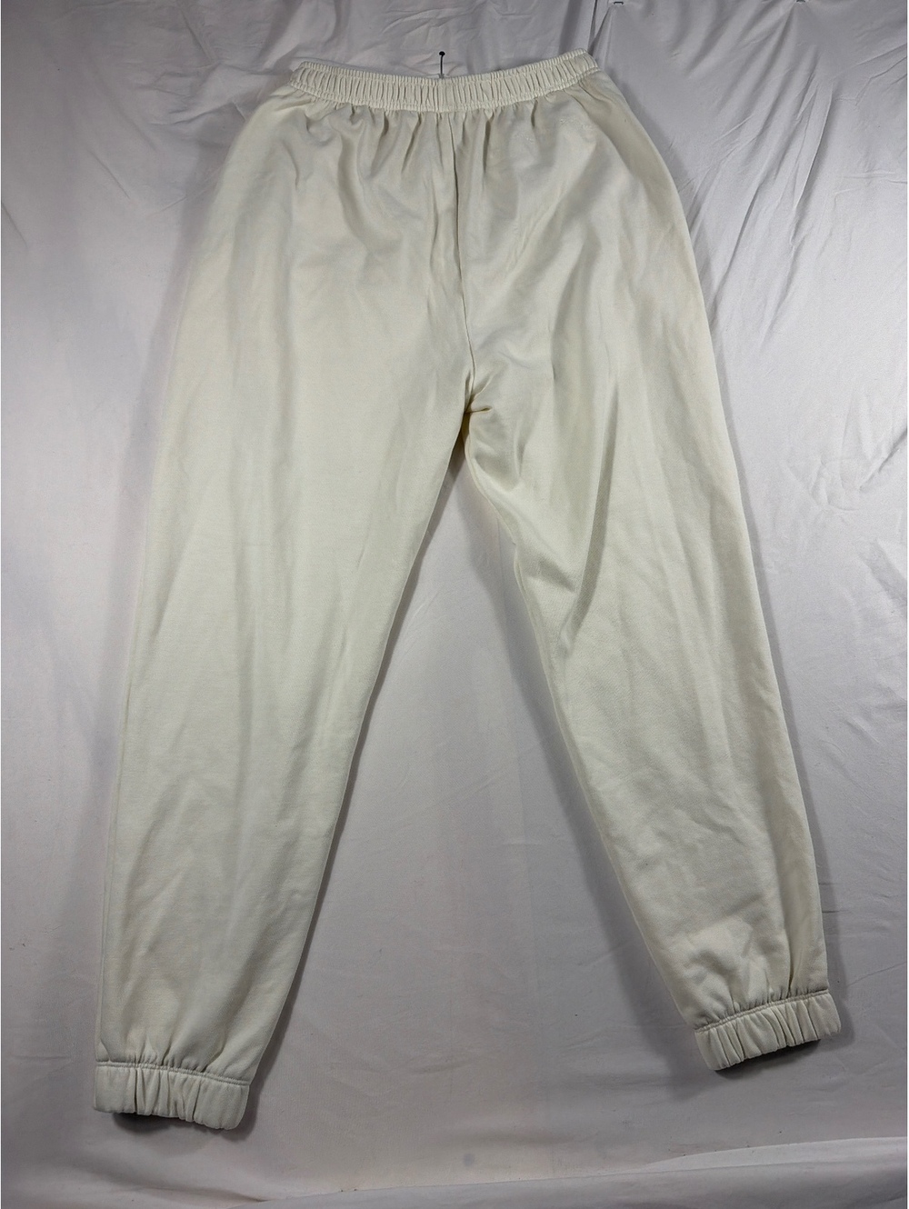 Gymshark women’s Medium White Cotton Blend Jogger Sweatpants